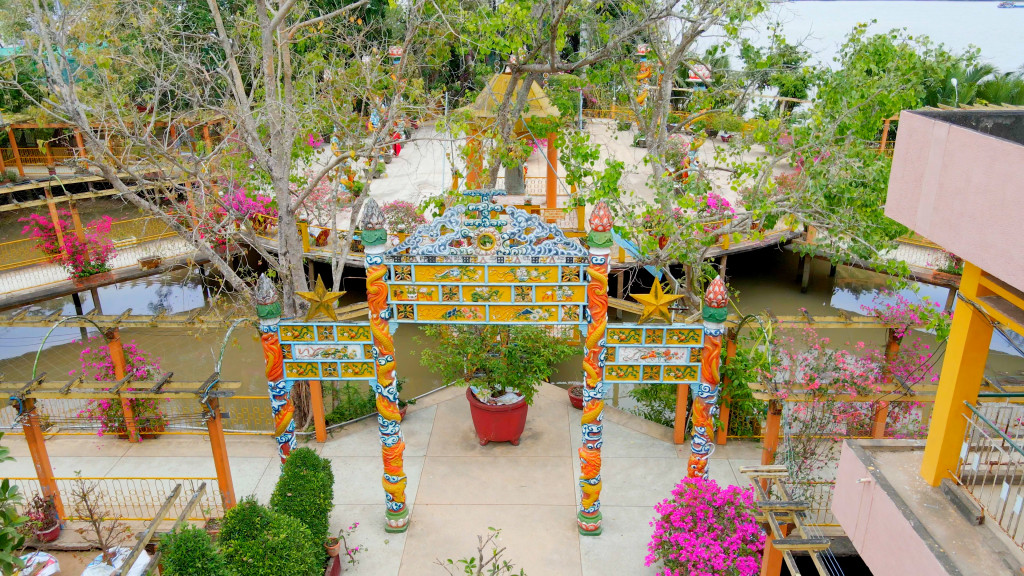 Du lịch Cồn Phụng